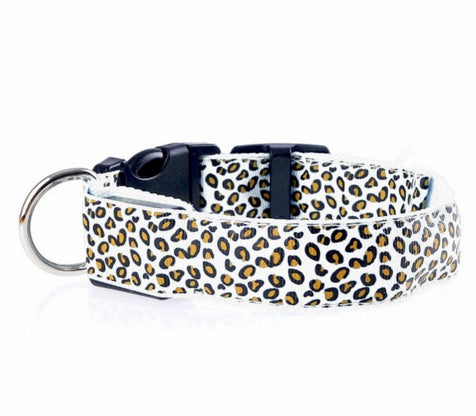 LED Light-Up Dog Collar – Night Safety Glow Adjustable Pet Collar