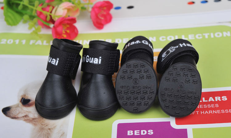 Waterproof Dog Rain Boots – Non-Slip Silicone Paw Protectors (4PCS Set)